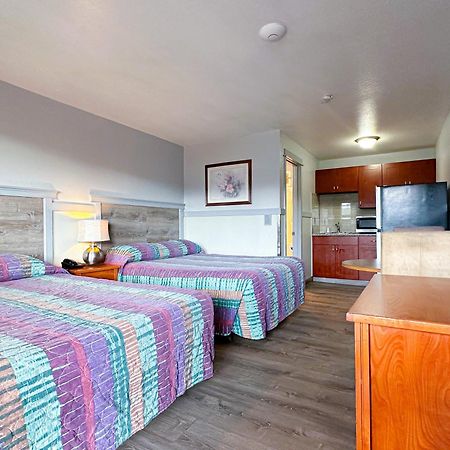 إدموندز Emerald Best Motel المظهر الخارجي الصورة